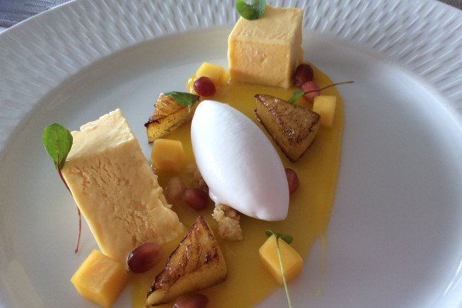 7C Tasting Menu for 2 with Wine