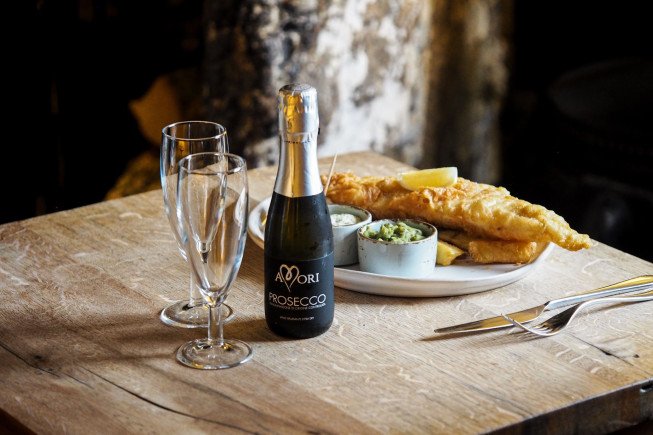 Fizz, Fish & Snooze