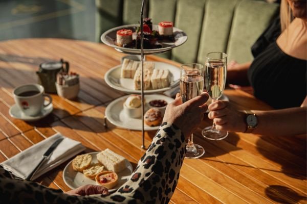 Afternoon Tea with Prosecco