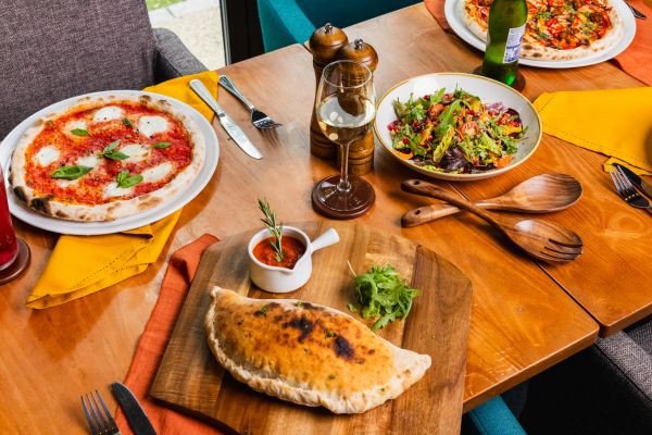 Family Dining Experience