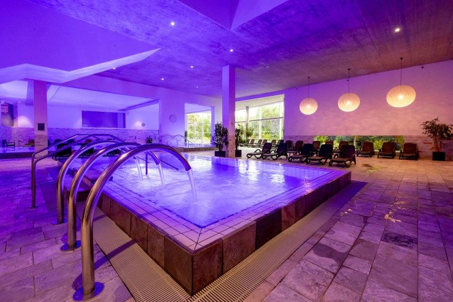 Spa Day Pass with Aft Tea for 2