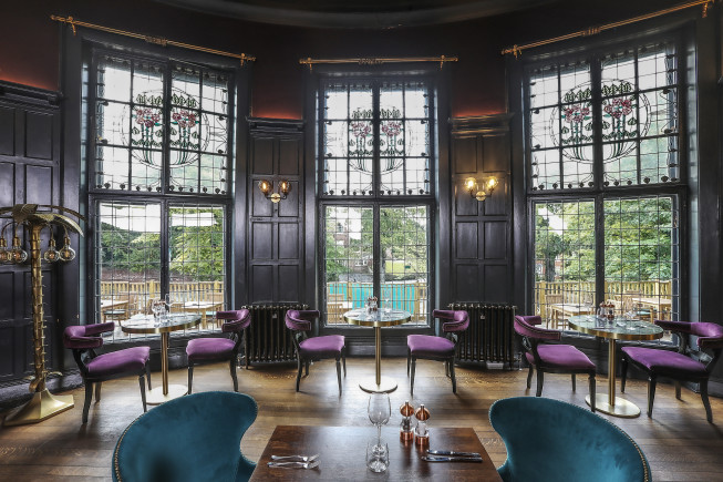 Dinner Bed & Breakfast for 2