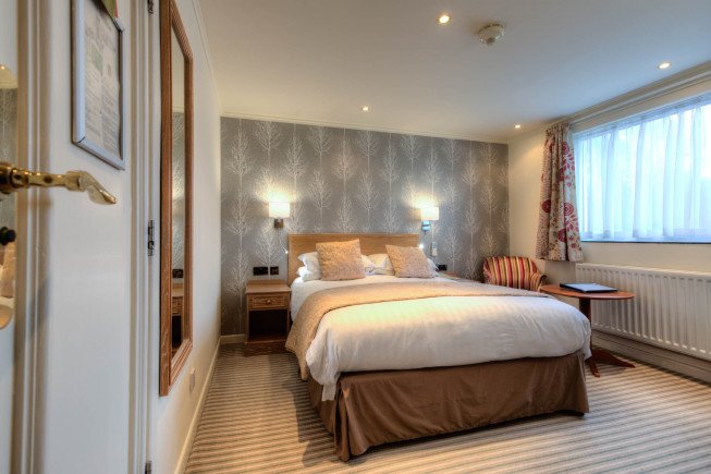 King Size Seaview 2 Night Stay
