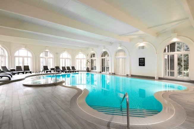 Relax, Dine & Stay for 2