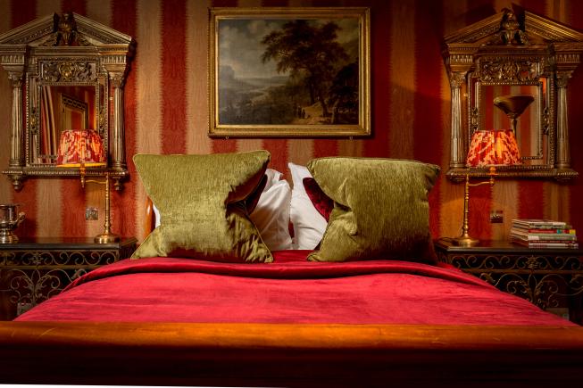 Overnight stay in a Luxury Room