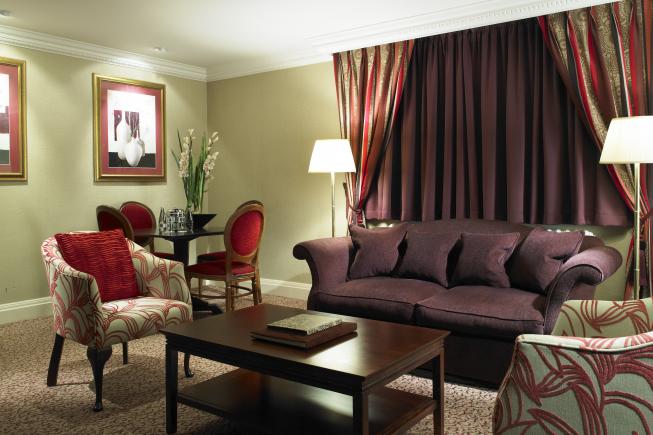 SUITE DREAMS