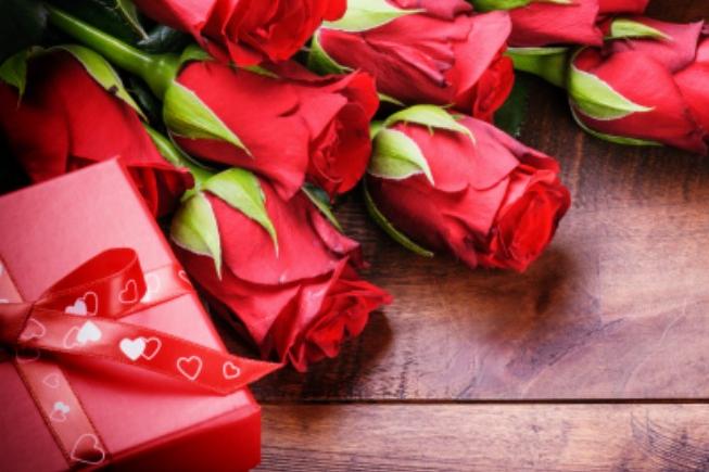 Dozen Red Roses