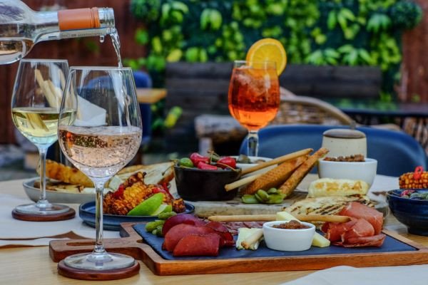 Dinner, Overnight Stay & Breakfast