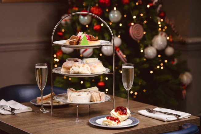 Afternoon Tea, Live Music 13 Dec