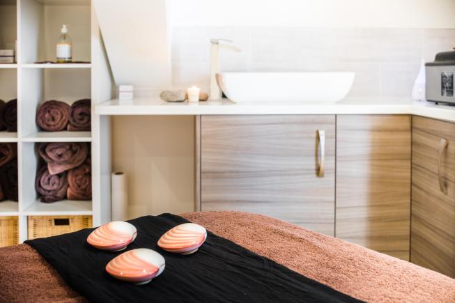 Lava Shell Back Massage